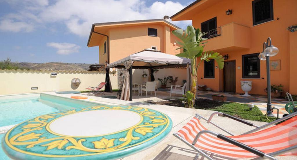 Casa Montalbano Apartment Porto Empedocle Phòng bức ảnh